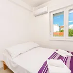 Apartment Darinka Vodice