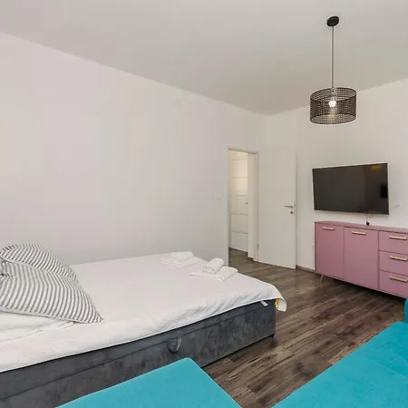 Darinka Apartman *